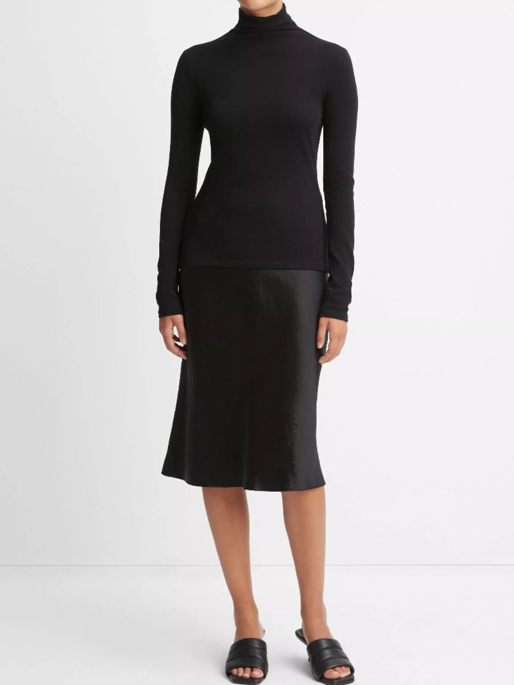 Vince Essential Long Sleeve Turtleneck
